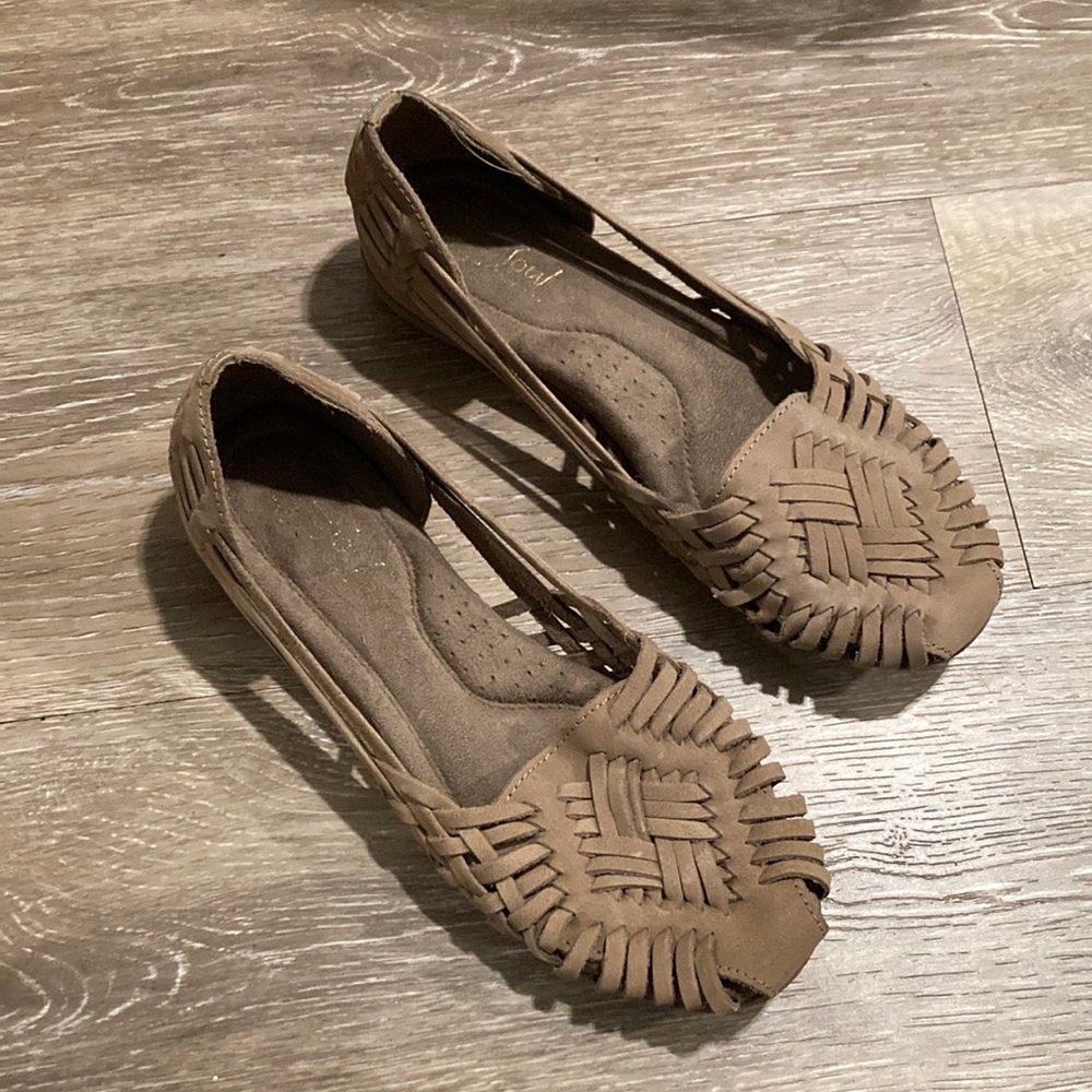 Swede huarache flats.